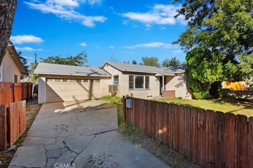 370 Gilbert St, San Bernardino, CA 92404-5317