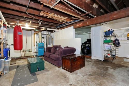 226 Old Mill Rd, West Nyack NY  10994-1414 exterior