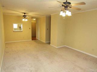 204 Huntington Park Dr, Cary NC  27560-8760 exterior