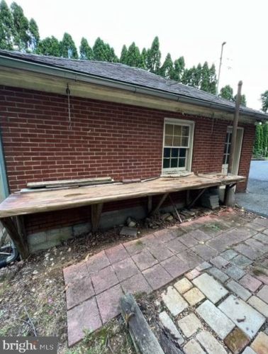 1553 New Holland Pike, Lancaster PA 17601-5653 exterior