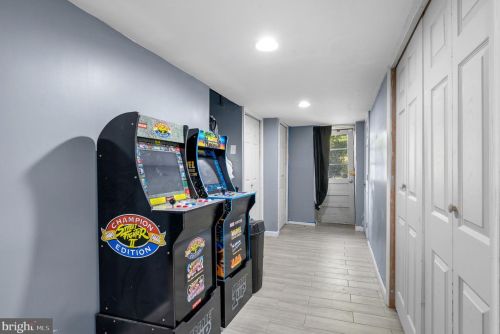 536 Woodland Ave, Cheltenham PA  19012-2120 exterior