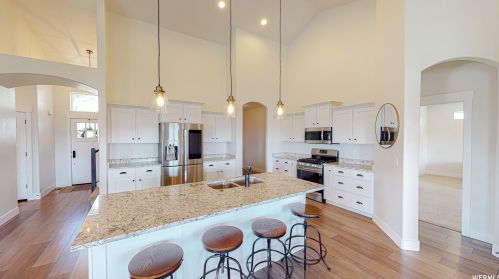 1042 900, Woodland Hills, UT 84653