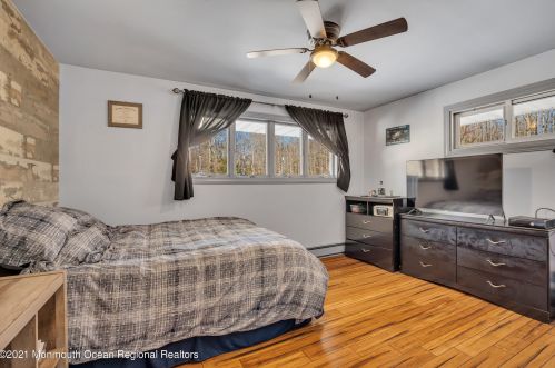 1018 Marlboro Rd, Old Bridge NJ  08857-3775 exterior