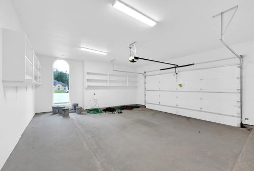 15475 Conroe Dr, Conroe TX 77384-3419 exterior