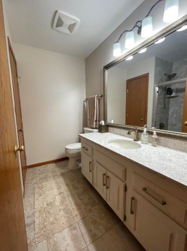 6220 82 St, Kenosha WI 53142-1865 exterior