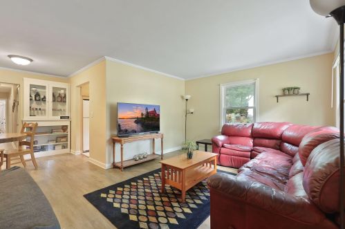 3900 Alabama Ave, Minneapolis, MN 55416-2819