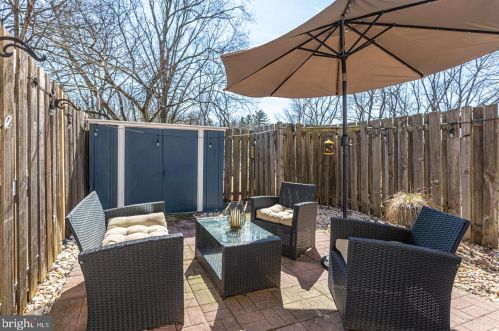 104 Ardwick Ter, Lansdale PA 19446-4925 exterior