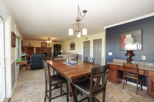 386 Schell Rd, Wilmington OH  45177-9037 exterior