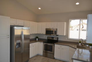 9057 Behrend Dr, Peoria, AZ 85382-8677