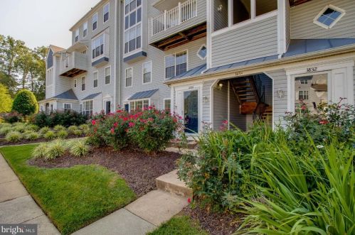 3836 Clore Pl, Woodbridge, VA 22192-7426