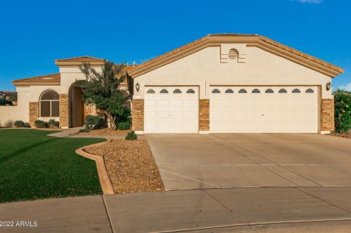 9723 Glencove Cir, Mesa, AZ 85207-4447