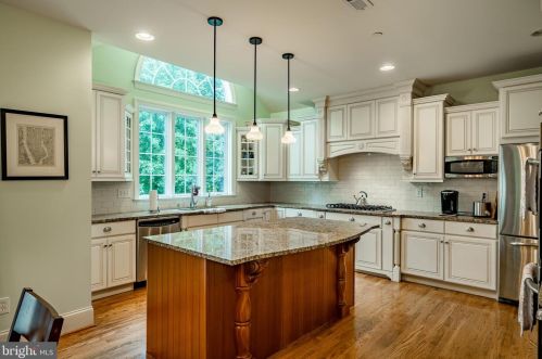 1005 Brick House Farm Ln, Newtown Square PA 19073-2780 exterior