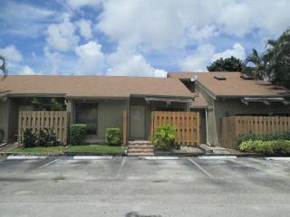 8015 22nd Ct, Hollywood, FL