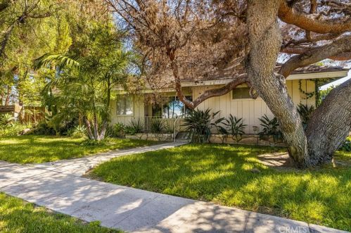 5630 Anaheim Rd, Long Beach, CA 90815-4401