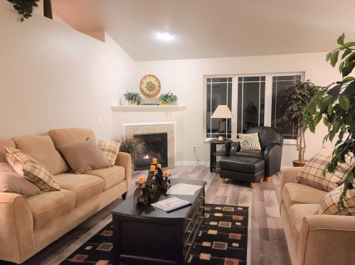 127 Stone Castle Dr, Fond Du Lac WI  54935 exterior