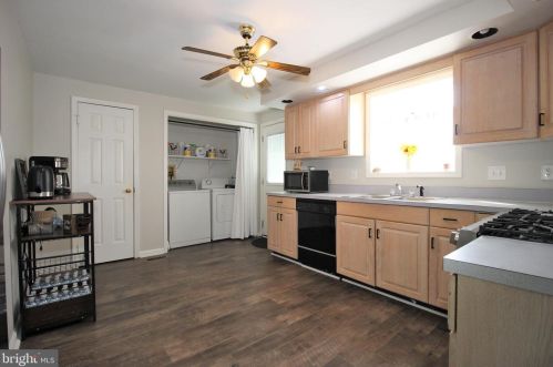 215 Ryans Run, Boothwyn PA  19060-2451 exterior