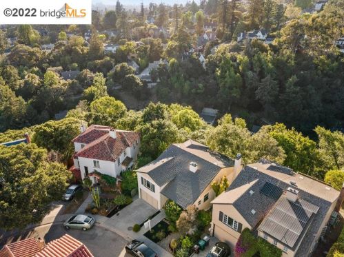 899 Glendome Cir, Oakland CA 94602-1413 exterior