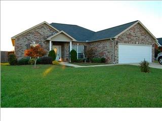 2128 Stardust Dr, Tuscaloosa, AL 35405-8444