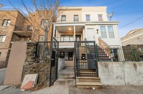 747 217th St, Bronx NY  10467-5801 exterior