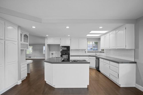 1840 Paddock Ln, Turlock CA  95382-2958 exterior