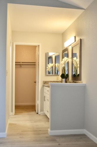 2416 Woodvale Dr, Modesto CA  95355-9581 exterior