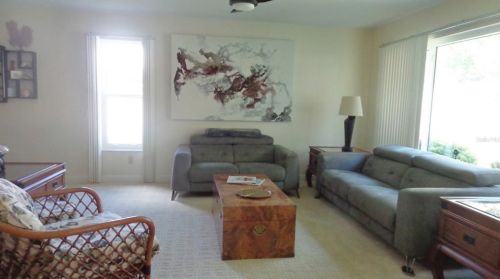 3215 Macgregor Dr, Palm Harbor, FL 34684-2347