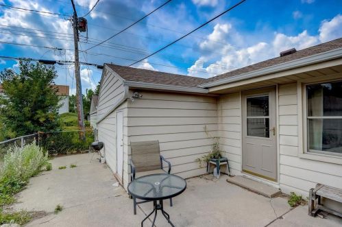 7119 Lakefield Dr, Milwaukee WI  53219-4025 exterior