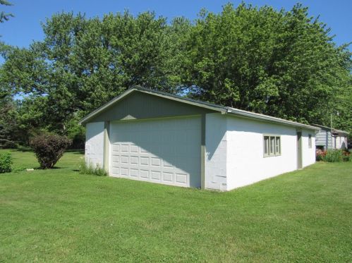 2527 10th St, Hobart IN  46342-5319 exterior