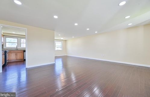 31 Niagara Ln, Willingboro NJ  08046-1249 exterior