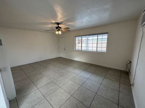 1712 Cherry Ave, Long Beach CA  90806-5821 exterior