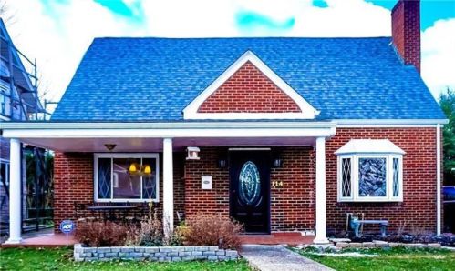 114 Greenwood Pl, Bridgeville, PA 15017-2131