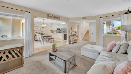 1718 Lindo St, Benicia CA  94510-2338 exterior