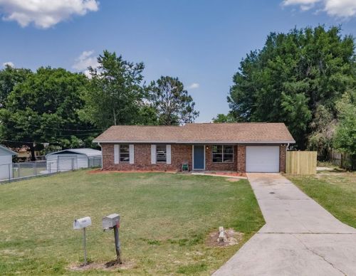 11625 129th Ln, Ocklawaha FL  32179-5096 exterior