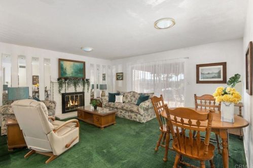 1476 Vicksburg Dr, El Cajon CA  92021-3522 exterior
