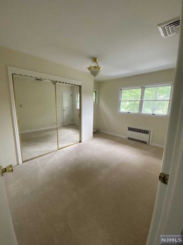 388 Cedar Ave, Ridgewood NJ  07450-5135 exterior