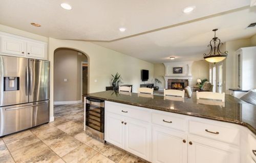 255 American River Canyon Dr, Folsom CA  95630-7142 exterior