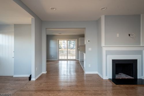 9 Pomander Walk, Nutley NJ  07110-2421 exterior