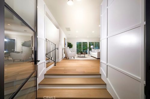 635 Oak Crest Dr, Sierra Madre CA  91024-1130 exterior
