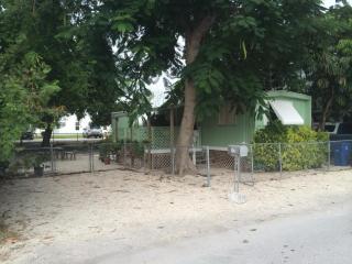 117 Arbor Ln, Plantation Key, FL 33070-2709