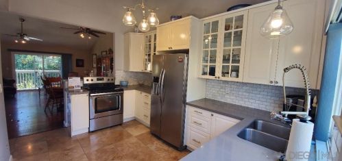 7700 Parkway Dr, La Mesa, CA 91942-2078