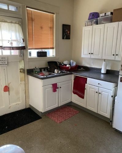 186 Gallatin Ave, Connellsville PA  15425-2986 exterior