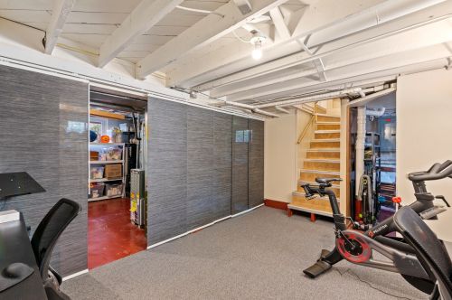 4210 Murray Ave, Milwaukee WI 53211-2012 exterior