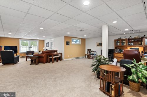 1123 Country Club Rd, Camp Hill PA  17011-1023 exterior