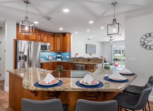 773 Holly Ct, Marco Island FL  34145-1915 exterior