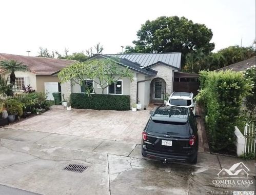 3267 70th Ter, Hialeah, FL 33018-7101