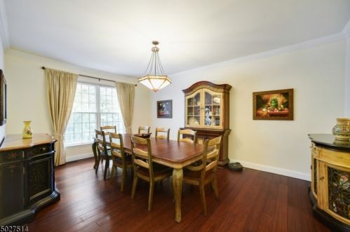 27 Twombly Ct, Morristown NJ  07960-5503 exterior