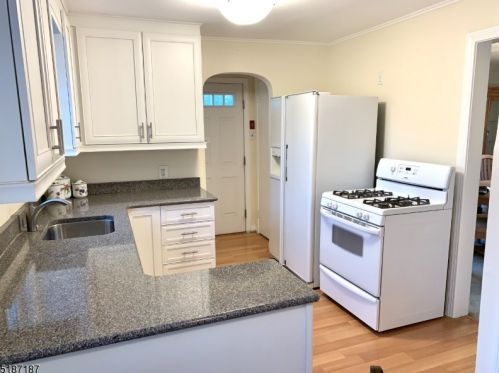 60 King St, Industrial Hillside NJ  07205-3023 exterior