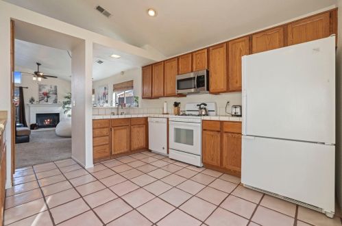2707 Morrill Rd, Riverbank CA  95367-2823 exterior