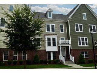 204 College Ave, Oakmont, PA 15139-2186