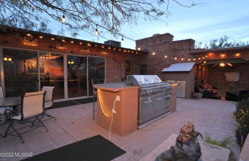 11025 Pinal Vis, Tucson AZ  85730-1519 exterior